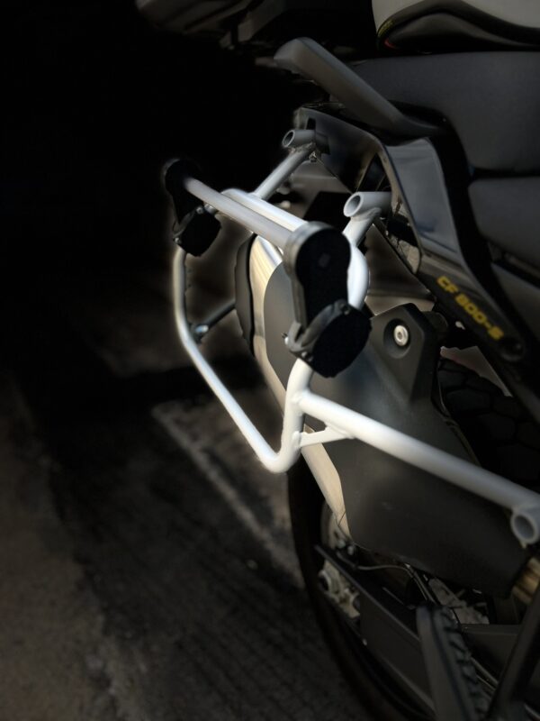 IMG_7769 Αντάπτορας Σαμαριών CFMoto 700MT-800MT