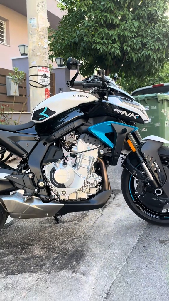 CFMoto 675NK - TankPads Set Μαύρο-Τιρκουάζ