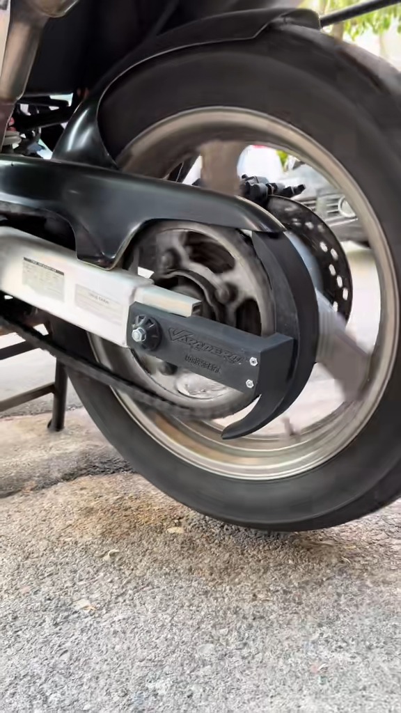Κάλυμμα Αλυσίδας ForgeGuard Honda Varadero 1000 (MK1) – Forgecraft