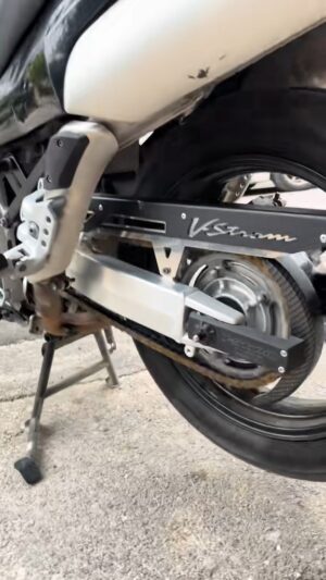 forgeguard-suzuki-vstrom-1000-1 Κάλυμμα Αλυσίδας ForgeGuard Suzuki V-Strom 1000 – Forgecraft