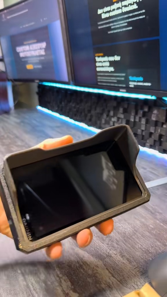 Θήκη & Σκίαστρο Garmin Zumo XT3 – Forgecraft