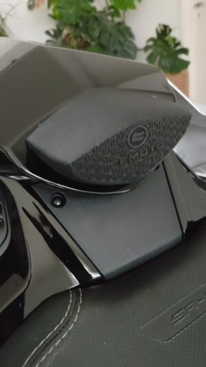 Μαξιλαράκι Μονόσελου CFMoto 675SR-R – Forgecraft