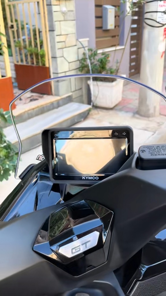 Σκίαστρο Οθόνης Kymco Downtown 350 GT – Premium, Μαύρο – εικόνα 3