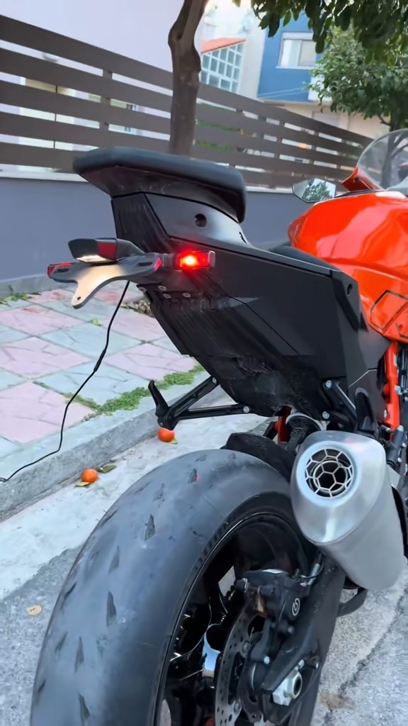 Βάση Πινακίδας KTM RC 990 – The Mechanix – εικόνα 3