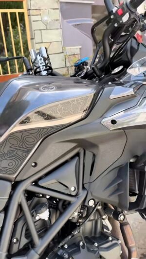 Tankpad Set Benelli TRK 502 – Τοπογραφικό, Μαύρο – Forgecraft