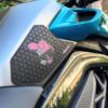 Tankpad Set CFMoto 250 / 300 – Kuromi, Μαύρο / Ροζ / Λευκό – φωτογραφία 2