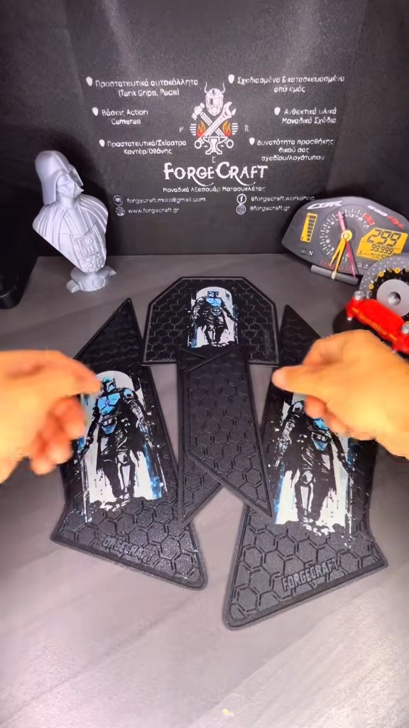 tankpad-cfmoto-450mt-mandalorian-1 Tankpad Set CFMoto 450MT – Mandalorian, Μαύρο / Λευκό / Γαλάζιο – Forgecraft