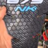 tankpad-cfmoto-675nk-carbon-look-2 Tankpad Set CFMoto 675NK – Carbon Look, Μαύρο / Λευκό / Γαλάζιο – εικόνα 2