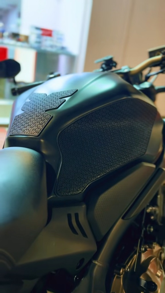 Tankpad Set Honda CB650R – Μαύρο – Forgecraft