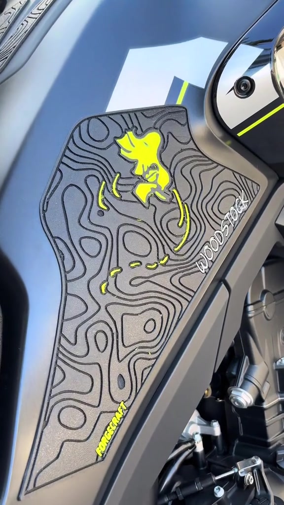 Tankpad Set CFMoto 800MT – Τοπογραφικό, Μαύρο / Neon Κίτρινο 1 Tankpad Set CFMoto 800MT – Τοπογραφικό, Μαύρο / Neon Κίτρινο – φωτογραφία 1