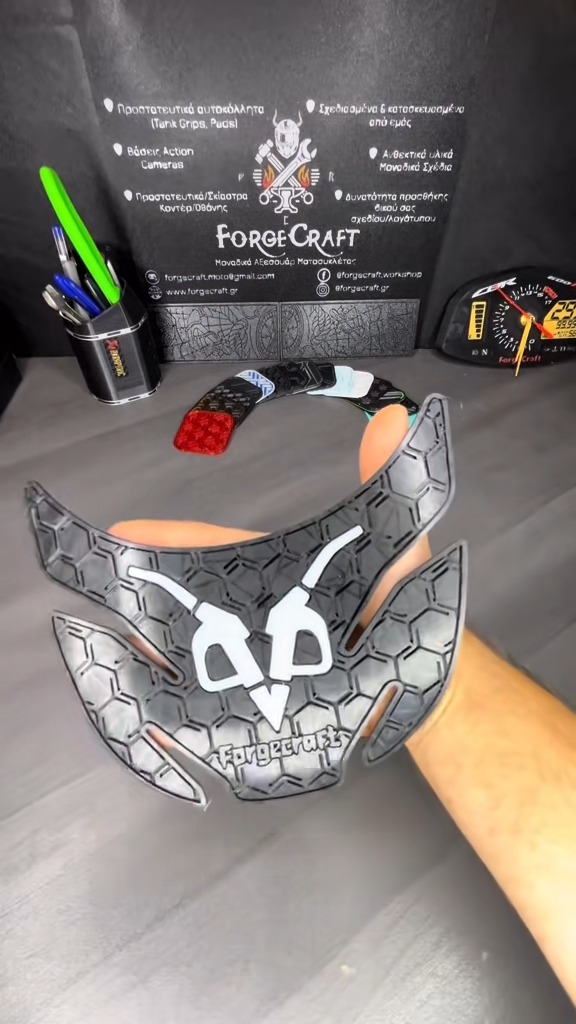 Tankpad Set Yamaha Tracer 9 (2021–2024) – The Dark Side of Japan, Μαύρο / Λευκό – εικόνα 2